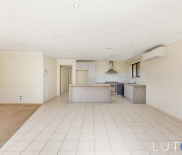 66 Grimshaw Street, Richardson ACT 2905 - House For Rent | Domain - Photo 2