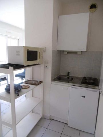 Location Appartement 1 pièce 17m² MONTPELLIER 34000 - Photo 3