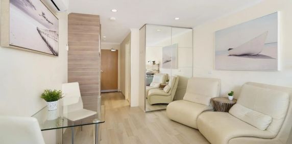 Modern Fully Furnished Studio in the Heart of Manly - Photo 2