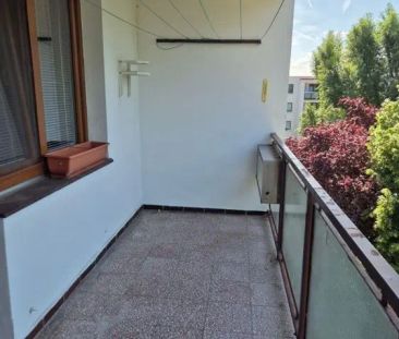 PRONÁJEM BYTU 3 + 1 + balkon + sklep - Fotografie 6