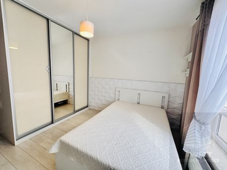 Gumieńce 2 pok. z balkonem i m. postojowym - Photo 2