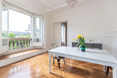 Tout savoir sur cet appartement dans le quartier Cambronne-Garibaldi, à Paris 15ème - Photo 4