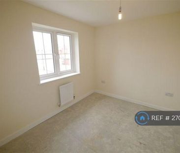 3 bedroom terraced house to rent - Photo 3