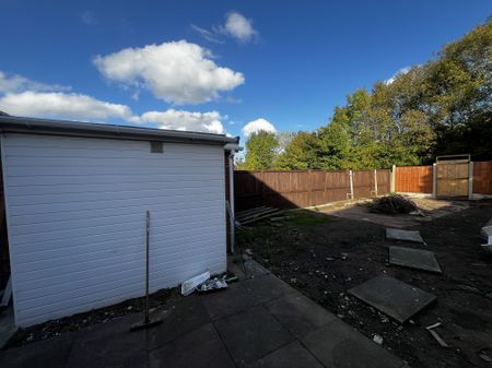 California Road, OLDBURY, B69 - Photo 4