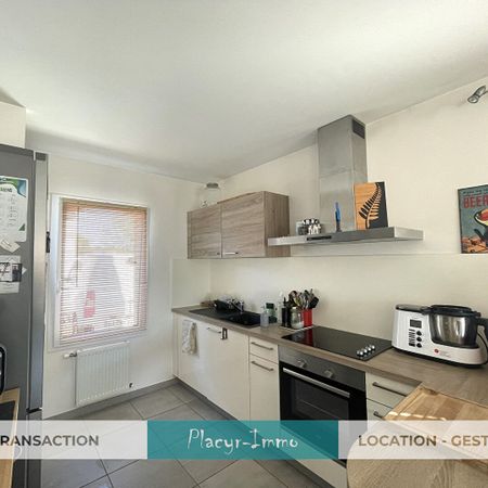 Location Maison 3 pièces 79m² - Photo 3