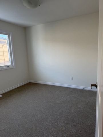 For Lease - 203 WELLS Avenue, Fort Erie, Ontario - Photo 4