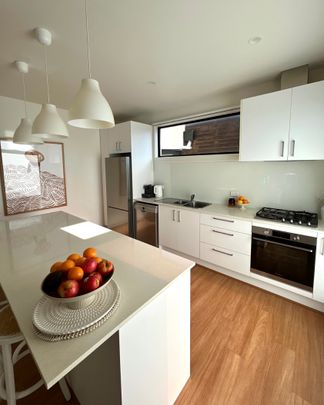 3/129 Lower Dandenong Road, Mentone VIC 3194 - Townhouse For Rent | Domain - Photo 1