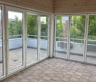 Charmante 5 Zimmerwohnung mit Wintergarten und grossem Balkon - Foto 6