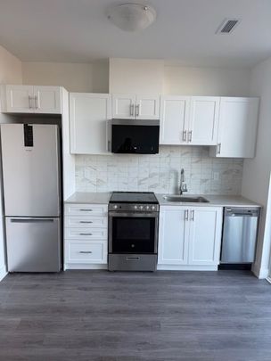 For Lease - B302-715 DAVIS Drive, Newmarket, Ontario - Photo 1