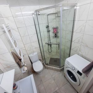 Garsoniera de inchiriat in zona Pietii Muncii - Fotografie 3