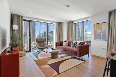 Live at Vertus’ newest Wood Wharf address: elegant, fully furnished 2-bed apartments with a gym, reformer Pilates studio, co-working spaces, and lounges for modern living. - Photo 5