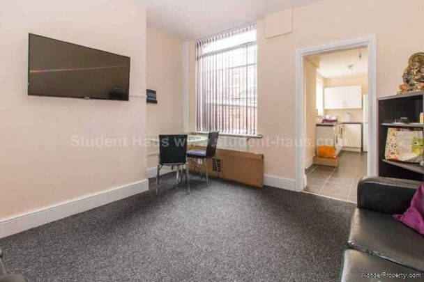 3 bedroom property to rent in Salford - Photo 1