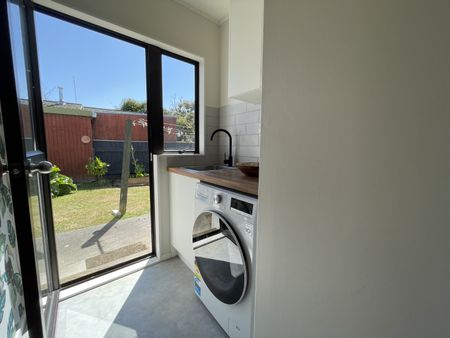 Howard Street, Parkvale - Photo 4