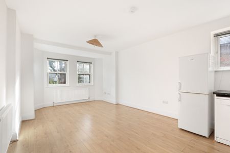 1 Bed Flat, Gordon Road, W5 - Photo 3