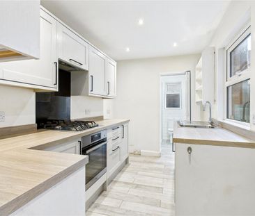 2 bedroom terraced house to rent - Photo 5