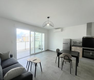 Location Appartement 1 pièce 30m² AJACCIO 20090 - Photo 1