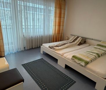 Großzügig geschnittene Wohnung mit Garten in ruhiger Toplage - Foto 6