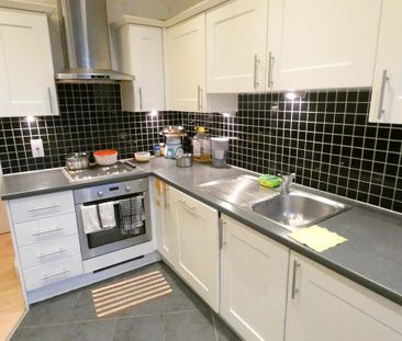 1 bedroom flat to rent - Photo 6