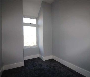 Ferndale Road, Gravesend, Kent, DA12 - Photo 5