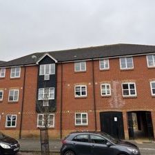 Monthly Rental Of £1,100 - Photo 1