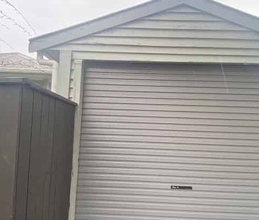 Central location, warm and cozy family home - Photo 3