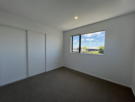5/89 Barbour Street, Waltham - Photo 3