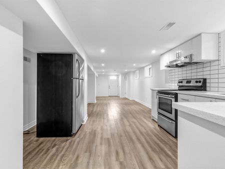 For Lease - 321 Lauder Avenue Unit# Lower, Toronto, Ontario - Photo 5