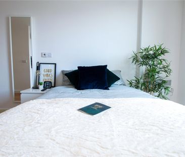 Studio to let in Liverpool - Photo 4