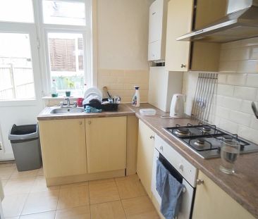 To Rent Cranmer Road, Winton, Bournemouth, BH9 £2,000 pcm Tenancy Info - Photo 6