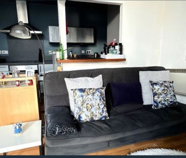 Room in a Shared House, Hepworth Chambers Apartments, LS1 - Photo 2