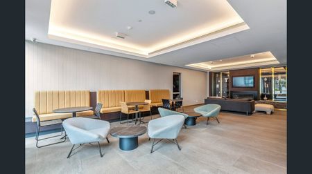 4603/245 City Road - Photo 2