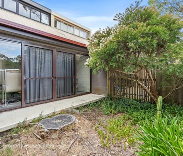 Stylish One-Bedroom Loft in Mount Nelson - Photo 1