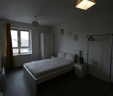 Flat to rent on - Photo 4