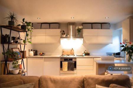 1 bedroom flat to rent - Photo 3