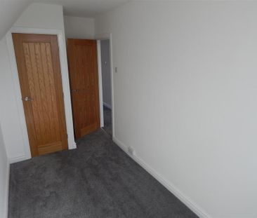 3 bedroom link detached house to rent - Photo 5