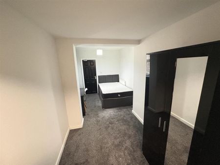 4 bedroom house share to rent - Photo 2