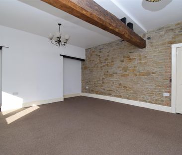 Stoney Bank, Hawking Croft Road, Horbury - Photo 2