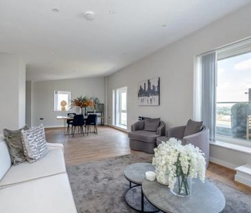 3 bedroom penthouse to rent - Photo 2