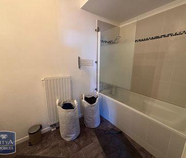 Location Appartement 3 pièces 63m² LILLE 59000 - Photo 6