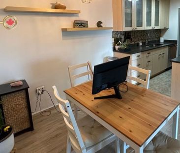 809 16th Street West condo — North Vancouver, BC (2-Bedroom) - 2 Bedroom - Photo 6