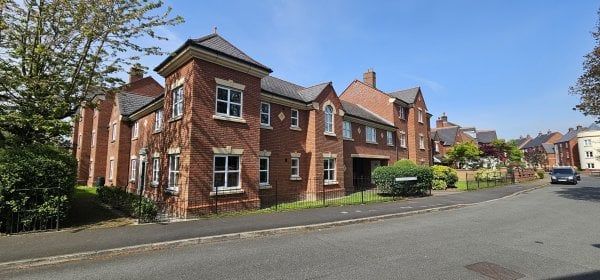 Ladybank Avenue, Fulwood - Photo 1