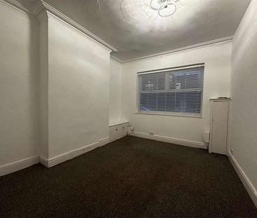 Victoria Road, Crosby, L23 - Photo 2