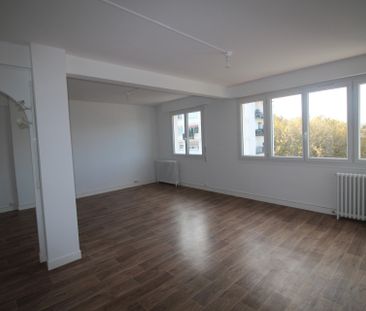 Location Appartement 4 pièces 101m² BAYONNE 64100 - Photo 1