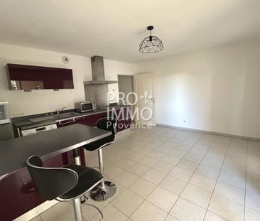 A LOUER MALLEMORT (13370) GOLF DE PONT ROYAL APPARTEMENT TYP - Photo 4