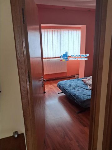 De inchiriat ap cu 3 cam cf 1 dec fratii golesti Depou - Fotografie 5