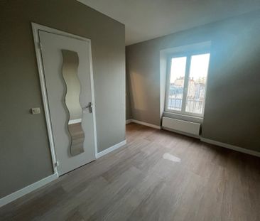 LOCATION - CHARENTON - 2 Pièces - 23.94m² - 6e étage sans ascenseur - Photo 2