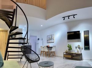 Loft για ενοικίαση - Νεάπολη, - Photo 1