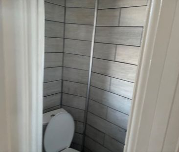 Room in a Shared Flat, London, E9 - Photo 4