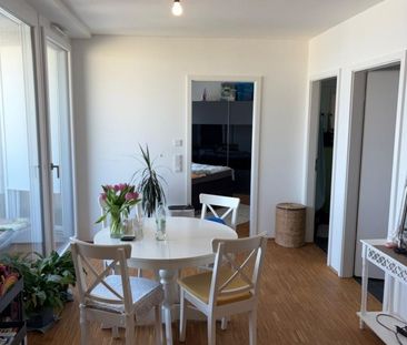 Schö­ne 3‑Zim­mer-Woh­nung mit groß­zü­gi­ger Terrasse - Foto 2