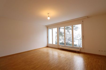 Nähe Gartenbad Eglisee und Lange Erlen - gemütliche 4-Zimmerwohnung im 1.OG - Photo 3